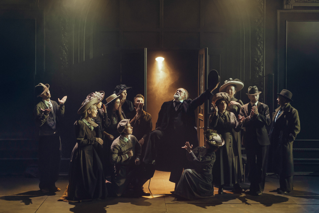 Everyone is Here by Yury Bogomaz 5